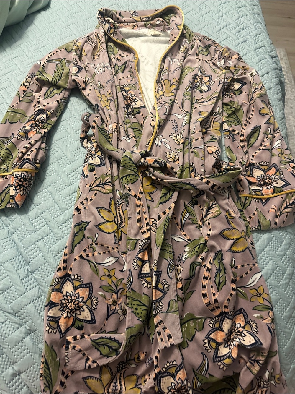 World Market Floral Wrap Robe in Purple with Floral Accents o/s